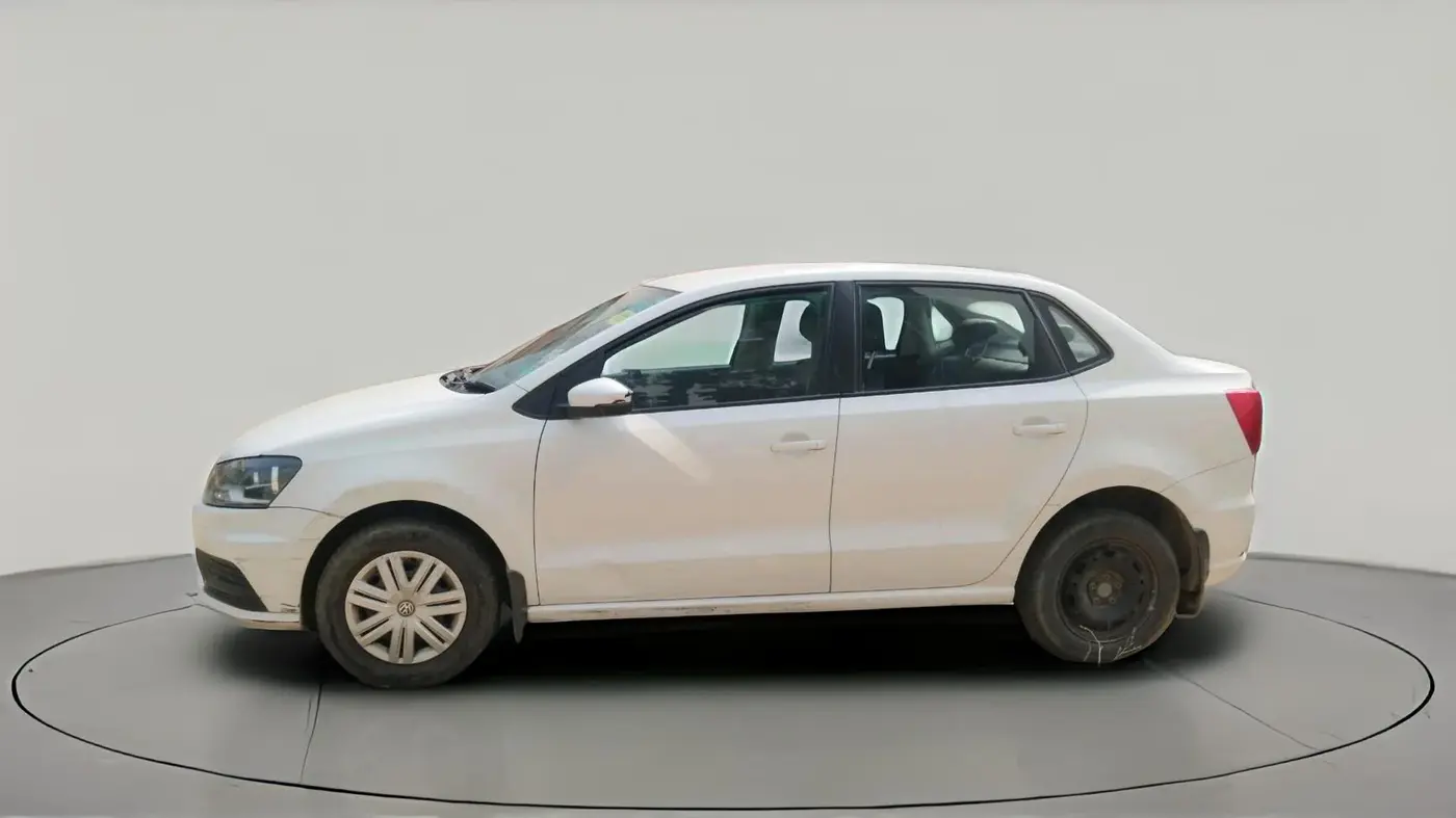 2018 Volkswagen Ameo TRENDLINE 1.0L, Petrol, Manual, 65,856 km, exterior