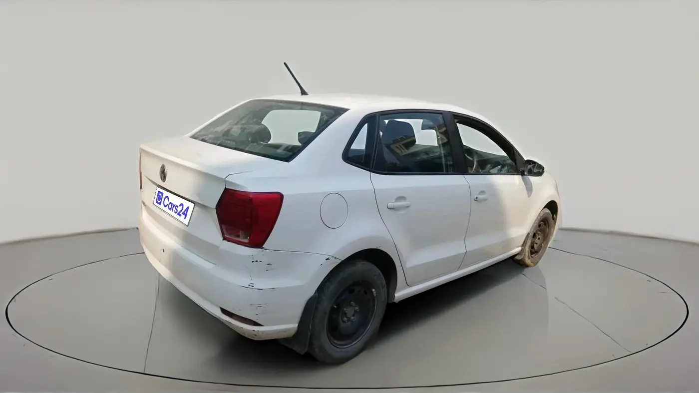 2018 Volkswagen Ameo TRENDLINE 1.0L, Petrol, Manual, 65,856 km, exterior