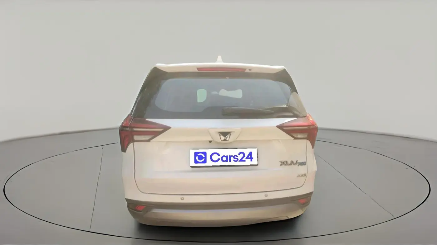 2022 Mahindra XUV700 AX 5 D AT 5 STR, Diesel, Automatic, 60,579 km, exterior