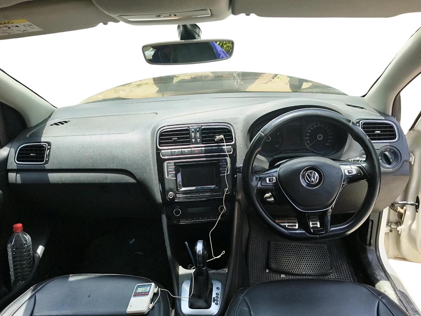 2017 Volkswagen Polo GT TSI AT, Petrol, Automatic, 1,09,155 km, interior