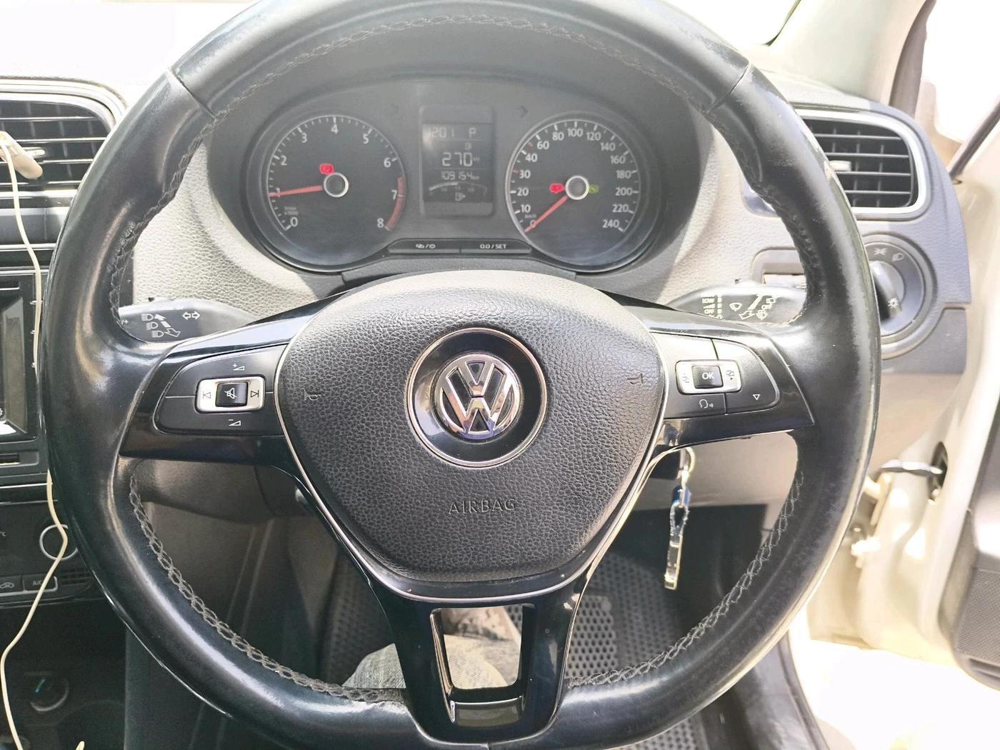 2017 Volkswagen Polo GT TSI AT, Petrol, Automatic, 1,09,155 km, interior