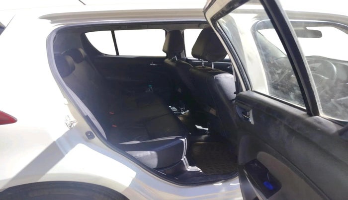 2013 Maruti Swift VXI, Petrol, Manual, 1,10,634 km, interior