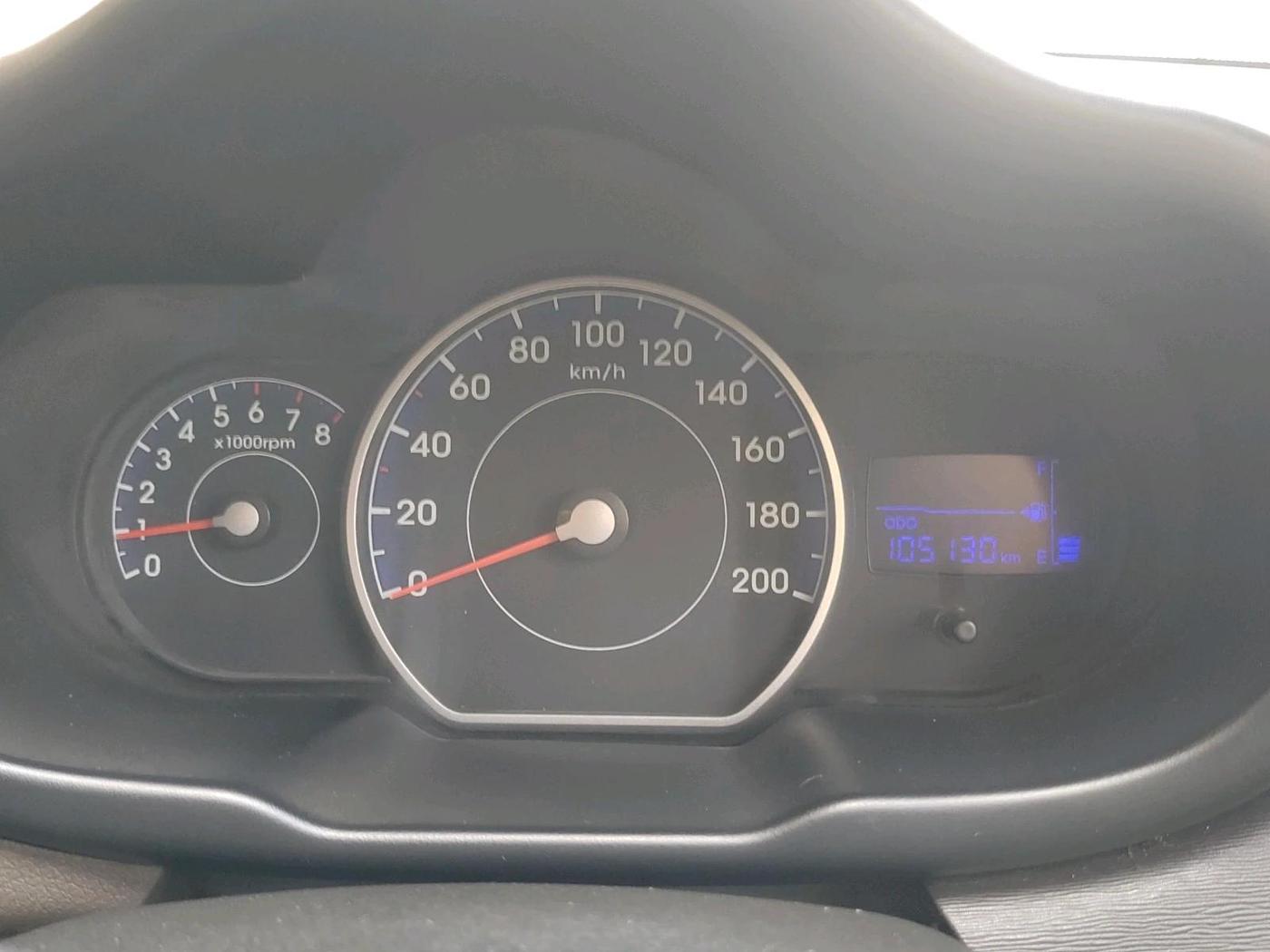 2013 Hyundai i10 MAGNA 1.1, Petrol, Manual, 1,05,130 km, interior
