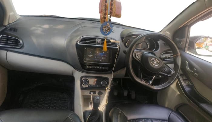 2022 Tata Tiago XZ PLUS CNG, CNG, Manual, 54,323 km, interior