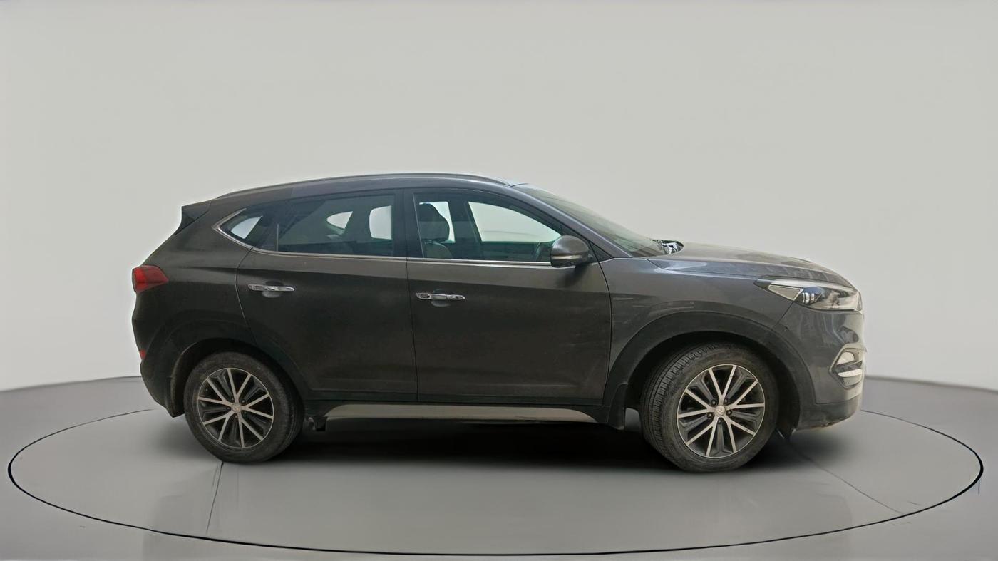 2017 Hyundai Tucson 2WD AT GL DIESEL
, Diesel, Automatic, 85,355 km, exterior