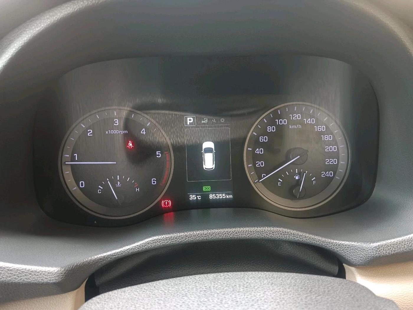 2017 Hyundai Tucson 2WD AT GL DIESEL
, Diesel, Automatic, 85,355 km, interior