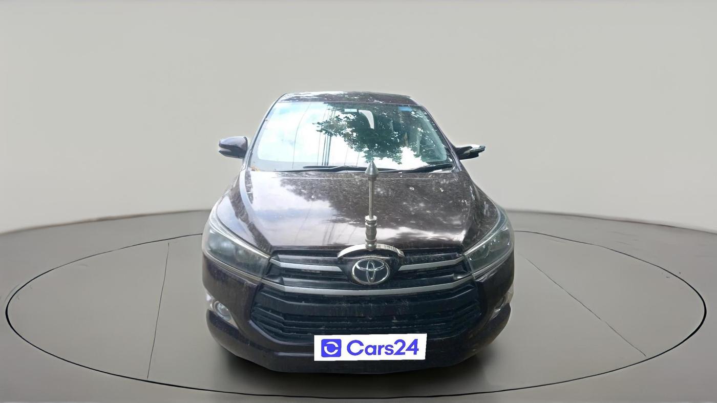 2016 Toyota Innova Crysta 2.7 GX AT 7 STR, Petrol, Automatic, 1,33,683 km, exterior