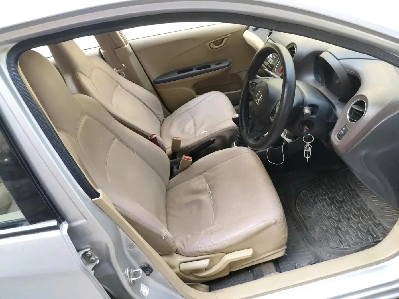 2013 Honda Amaze 1.2L I-VTEC S, Petrol, Manual, 81,558 km, interior