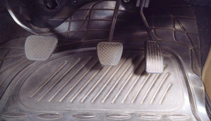 2013 Honda Amaze 1.2L I-VTEC S, Petrol, Manual, 81,558 km, interior