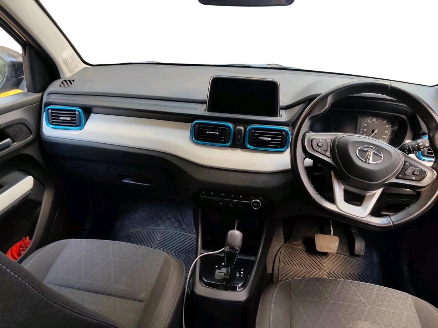 2022 Tata PUNCH CREATIVE  AMT, Petrol, Automatic, 11,169 km, interior