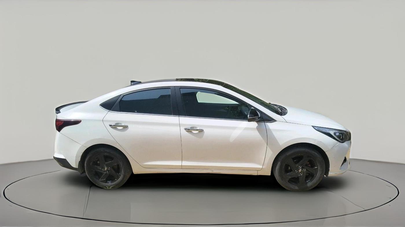 2022 Hyundai Verna SX 1.5 VTVT, Petrol, Manual, 67,227 km, exterior