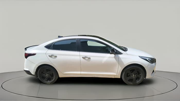 2022 Hyundai Verna SX 1.5 VTVT, Petrol, Manual, 67,227 km, exterior