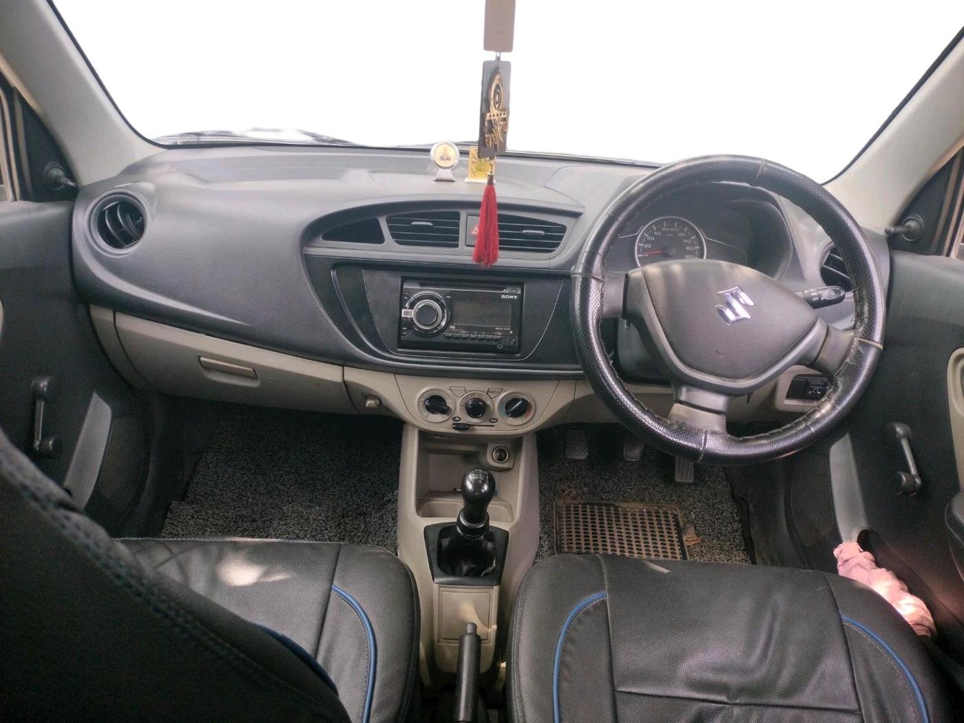 2016 Maruti Alto K10 LXI, CNG, Manual, 1,08,527 km, interior