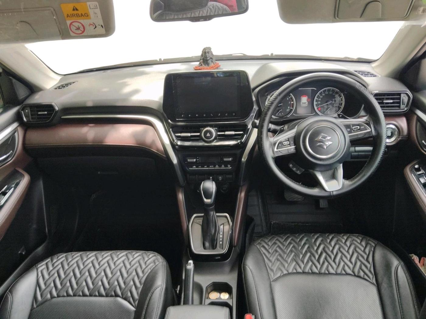 2022 Maruti Grand Vitara ZETA SMART HYBRID AT, Petrol, Automatic, 44,144 km, interior