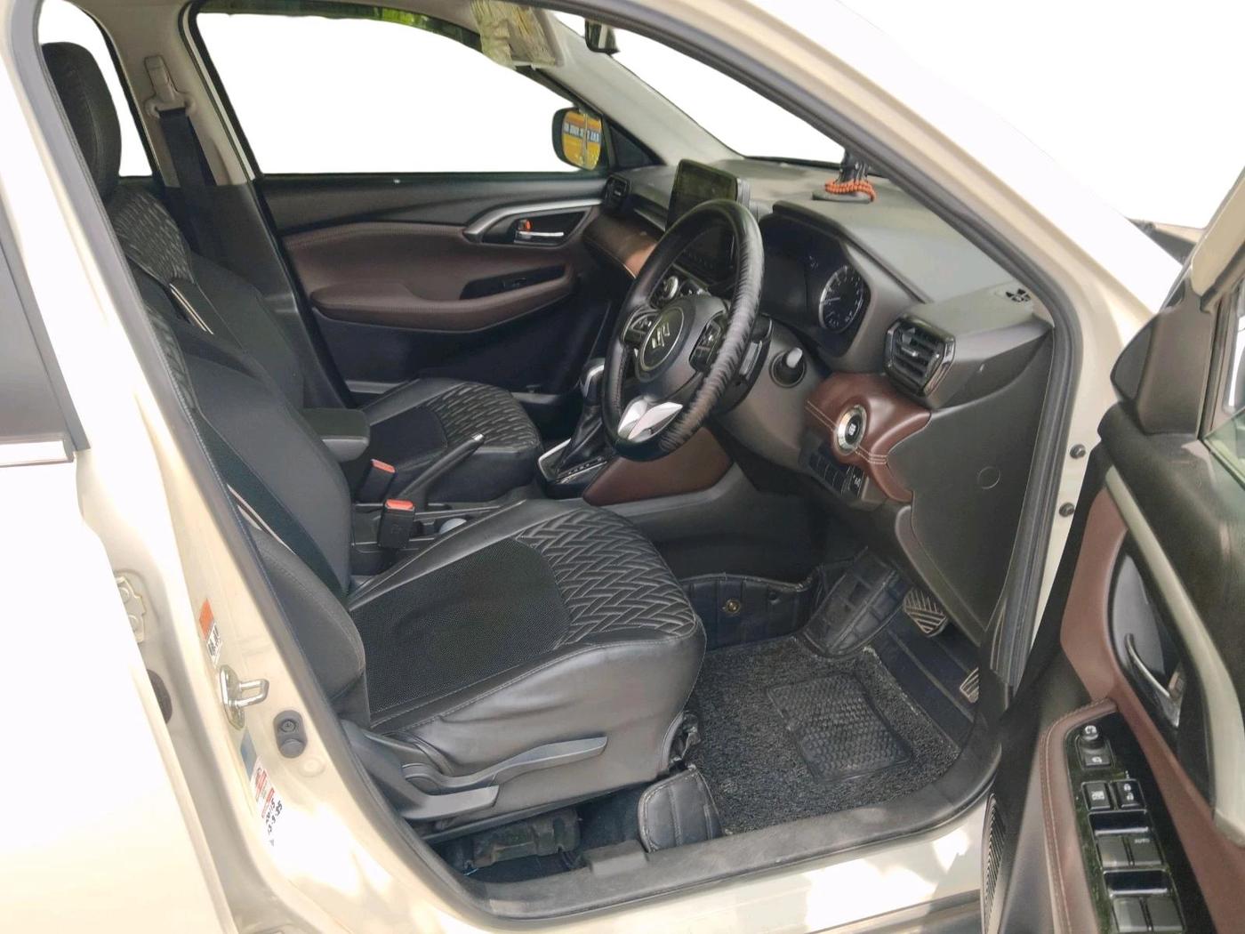 2022 Maruti Grand Vitara ZETA SMART HYBRID AT, Petrol, Automatic, 44,144 km, interior