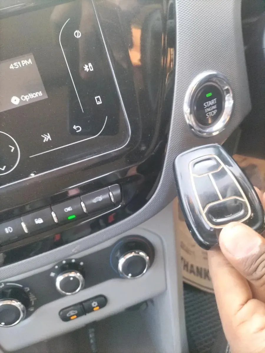 2022 Tata TIGOR XZ CNG, CNG, Manual, 90,214 km, interior
