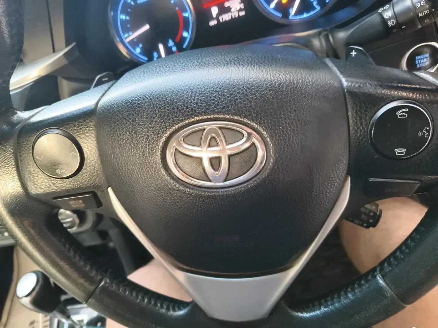 2016 Toyota Corolla Altis VL CVT PETROL, Petrol, Automatic, 1,78,719 km, interior