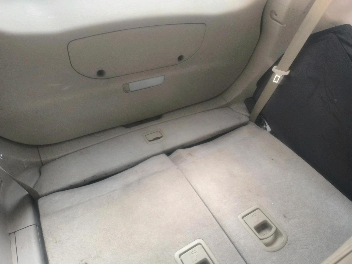 2017 Mahindra XUV500 W4, Diesel, Manual, 1,79,115 km, interior