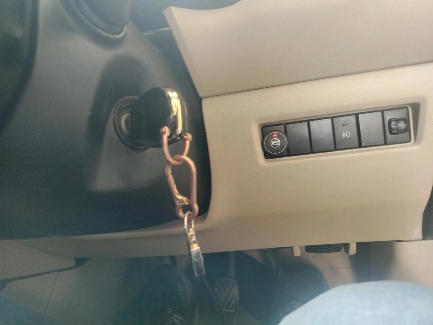 2018 Maruti Dzire VXI, CNG, Manual, 1,53,560 km, interior