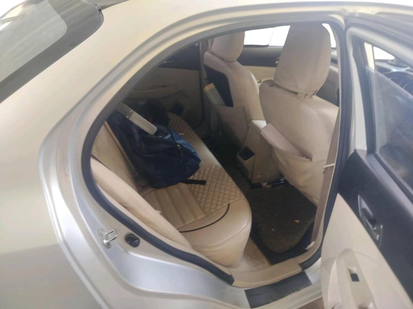 2018 Maruti Dzire VXI, CNG, Manual, 1,53,560 km, interior