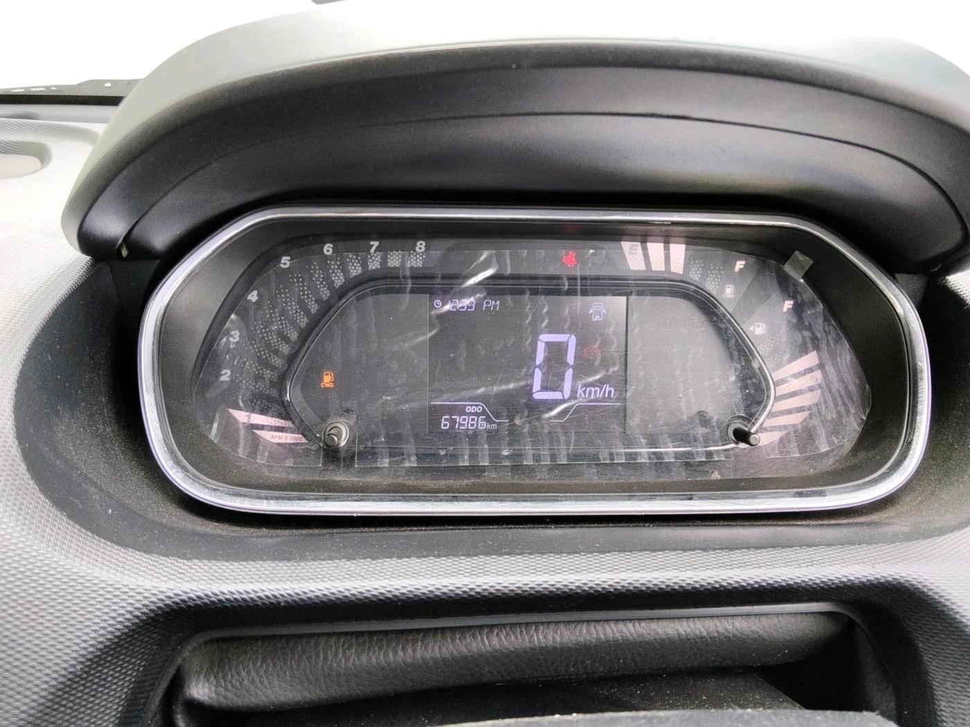 2022 Tata Tiago XM CNG, CNG, Manual, 67,986 km, interior