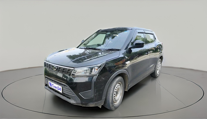 2021 Mahindra XUV300 W4 1.2 PETROL, Petrol, Manual, 45,196 km, exterior