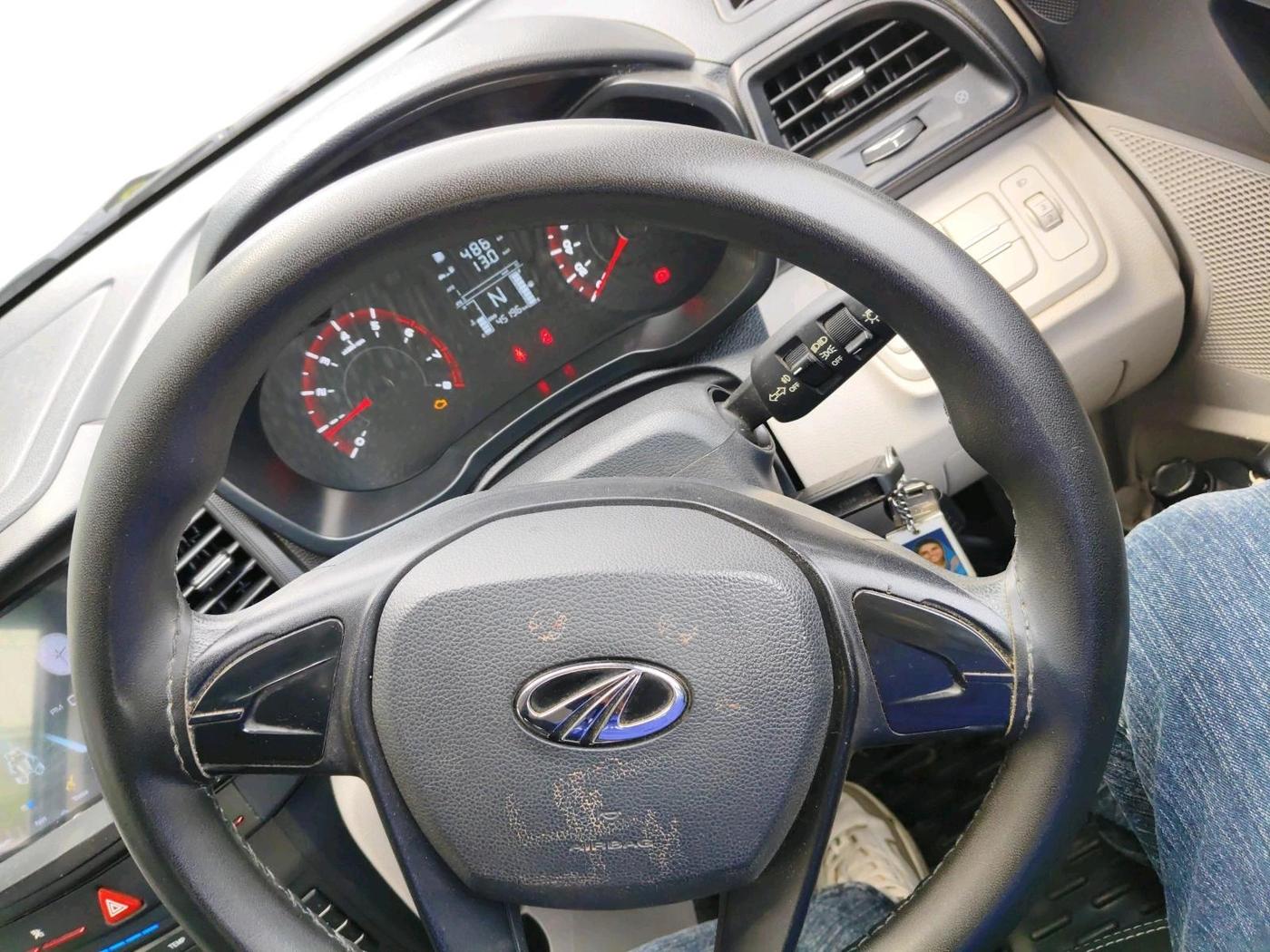 2021 Mahindra XUV300 W4 1.2 PETROL, Petrol, Manual, 45,196 km, interior