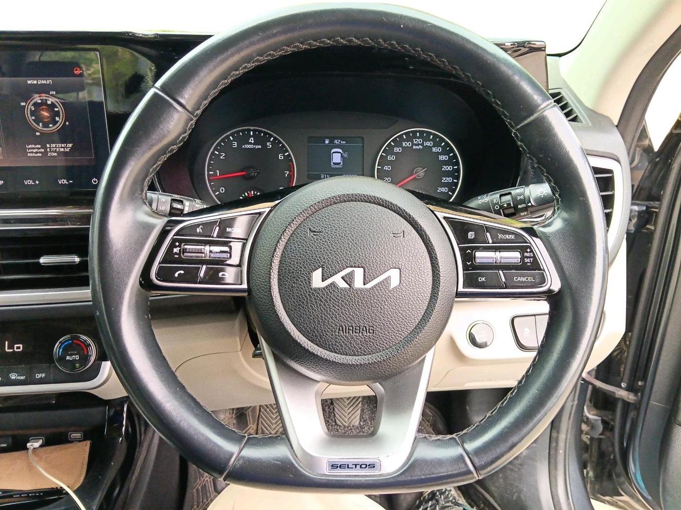 2022 KIA SELTOS HTX 1.5 PETROL, Petrol, Manual, 55,532 km, interior