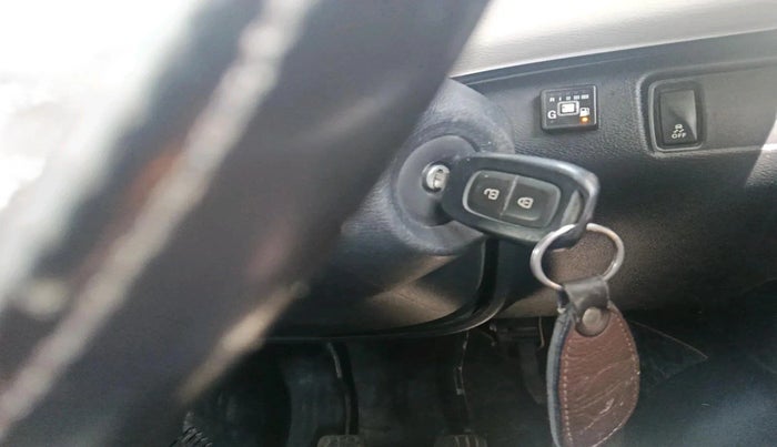 2023 Nissan MAGNITE XL, CNG, Manual, 59,884 km, interior