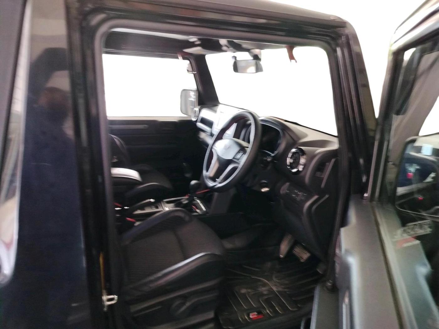 2023 Mahindra Thar LX P 2WD AT HT, Petrol, Automatic, 24,899 km, interior