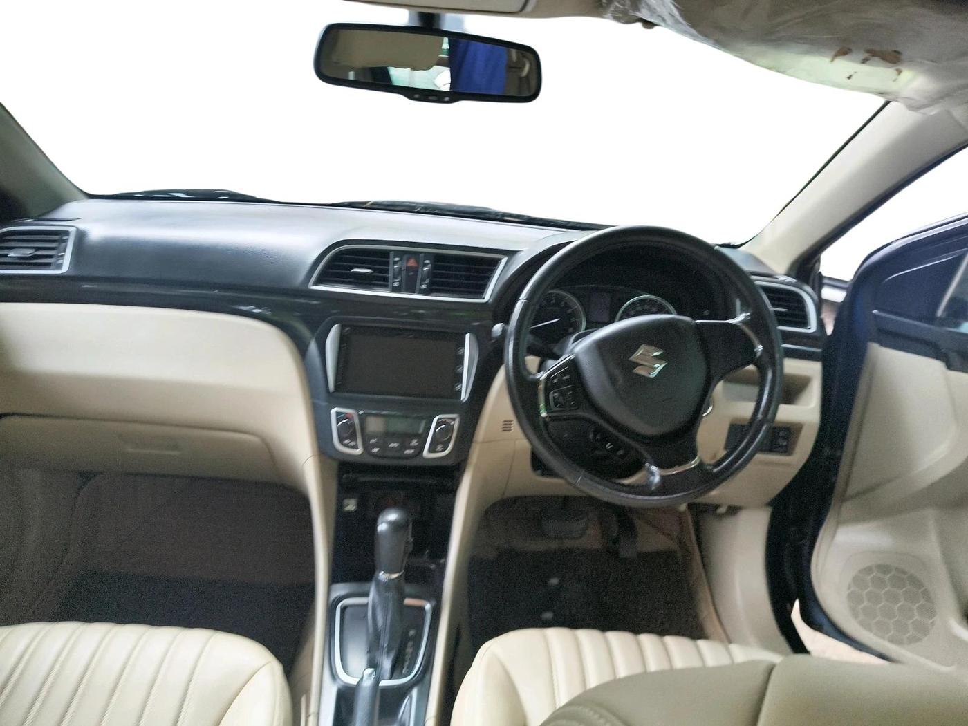 2017 Maruti Ciaz ALPHA  AT 1.4  PETROL, Petrol, Automatic, 1,43,248 km, interior