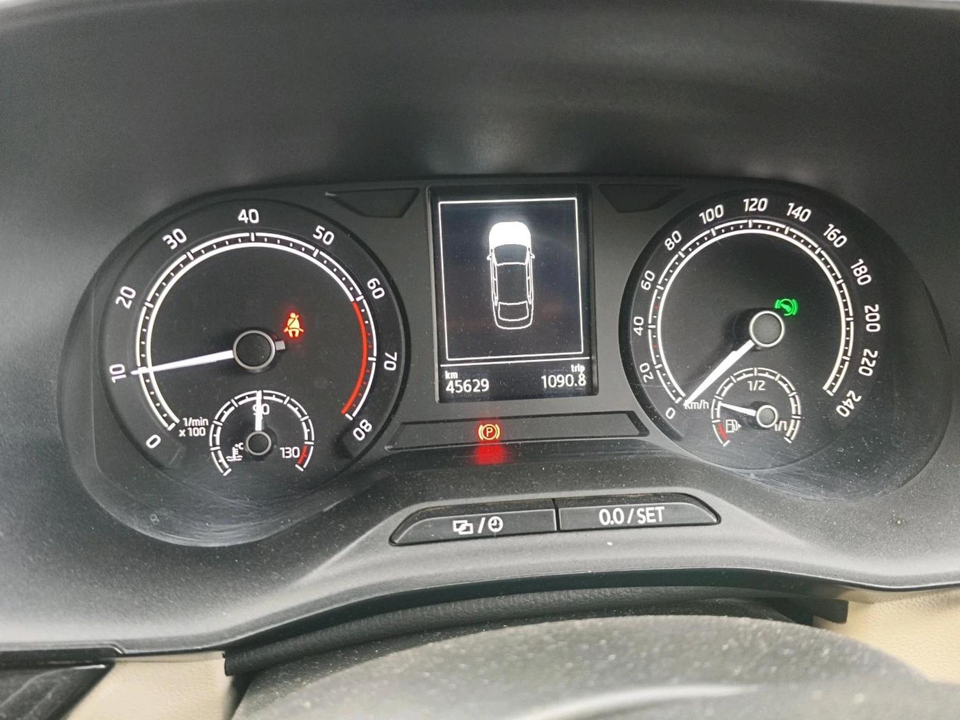 2022 Skoda SLAVIA AMBITION 1.0L TSI AT, Petrol, Automatic, 45,629 km, interior