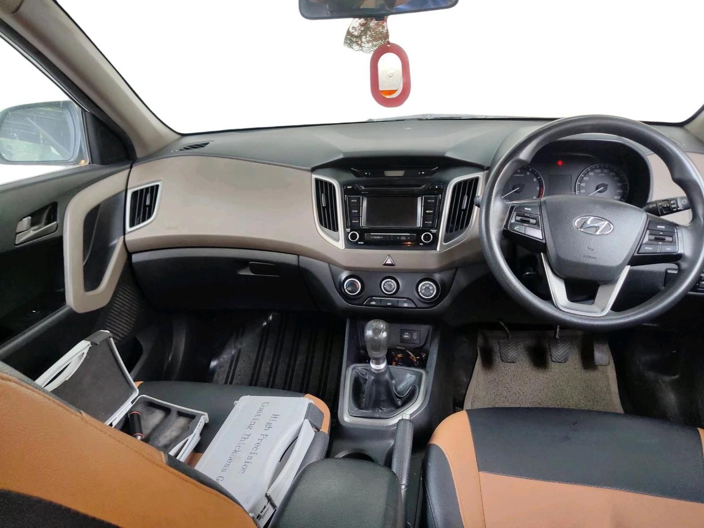 2016 Hyundai Creta S 1.6 PETROL, Petrol, Manual, 1,53,345 km, interior