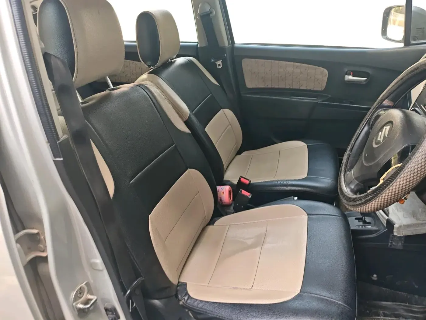 2018 Maruti Wagon R 1.0 VXI AMT, Petrol, Automatic, 32,151 km, interior