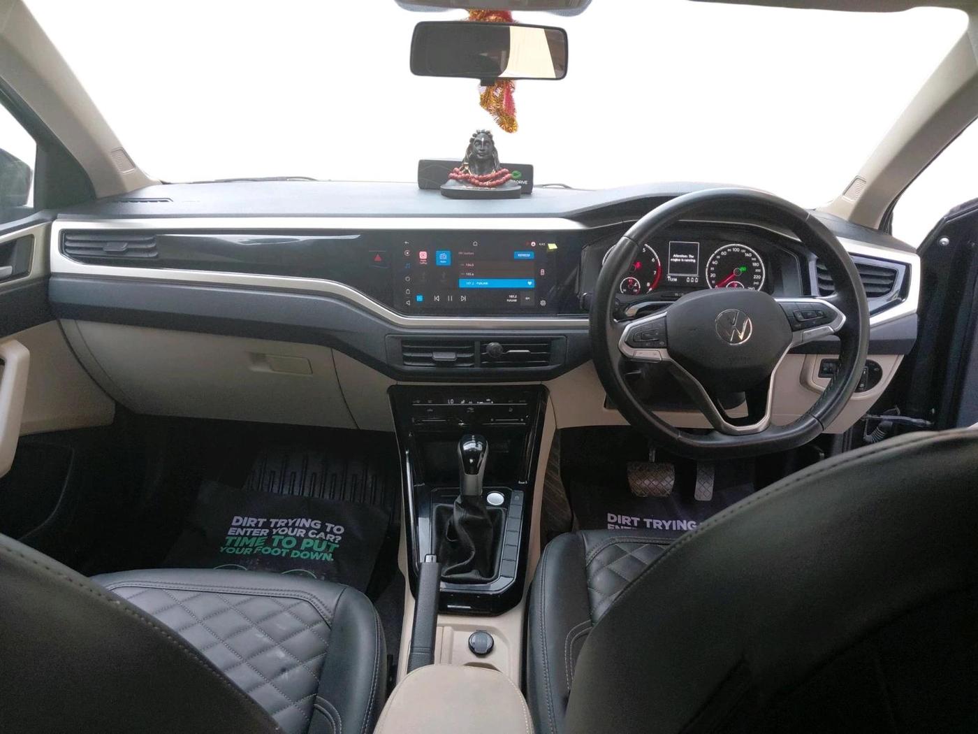 2024 Volkswagen VIRTUS HIGHLINE TSI 1.0 AT, Petrol, Automatic, 11,241 km, interior