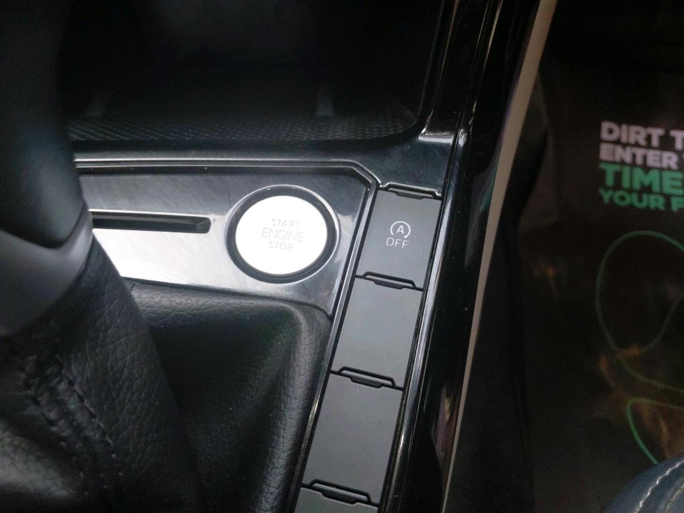 2024 Volkswagen VIRTUS HIGHLINE TSI 1.0 AT, Petrol, Automatic, 11,241 km, interior