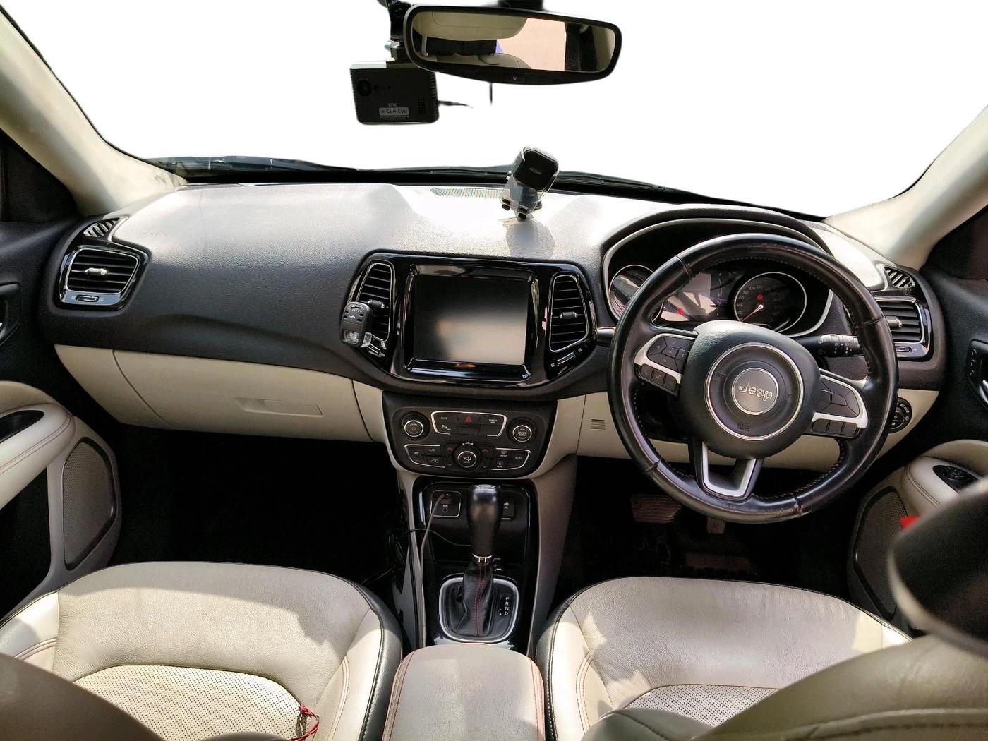 2018 Jeep Compass LIMITED PLUS PETROL AT, Petrol, Automatic, 1,29,971 km, interior