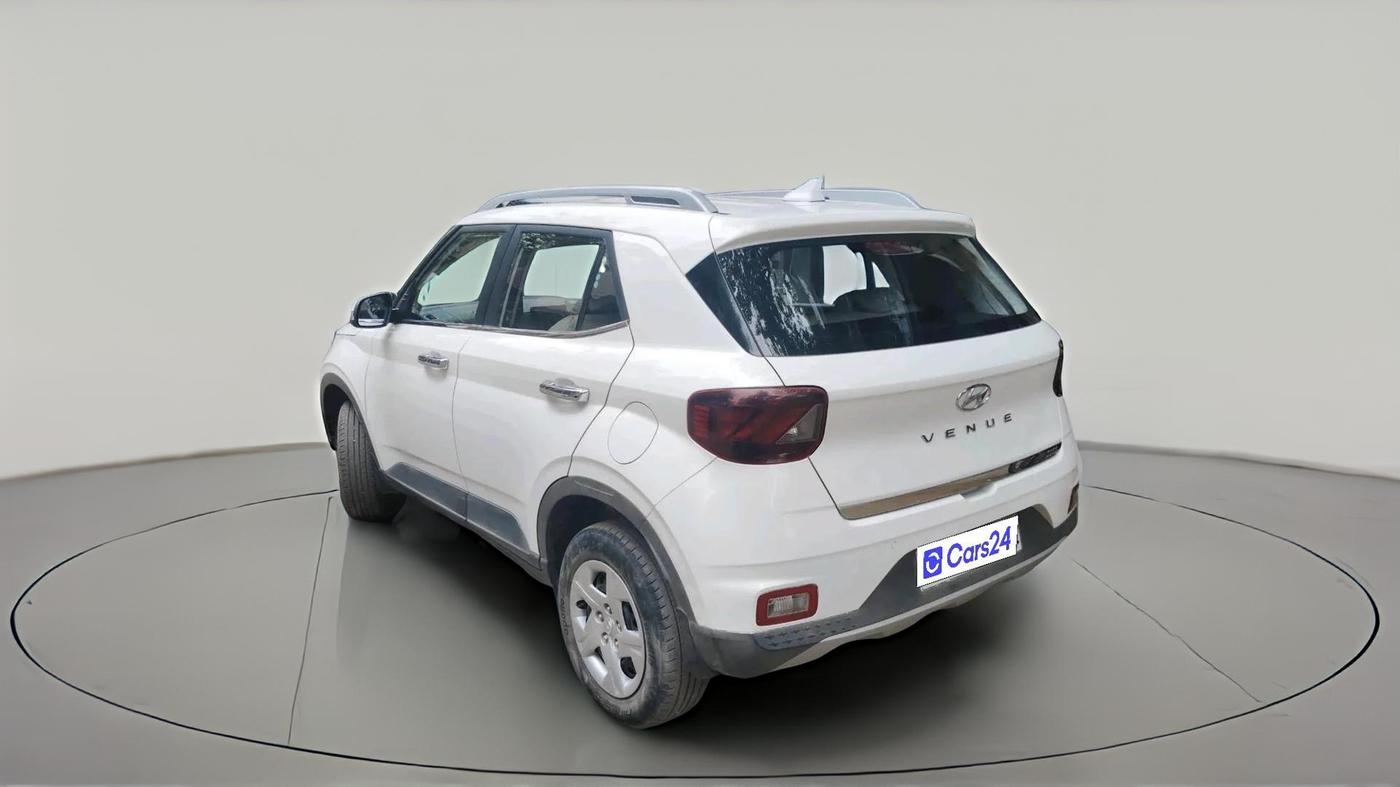 2022 Hyundai VENUE S+ 1.2, Petrol, Manual, 30,171 km, exterior