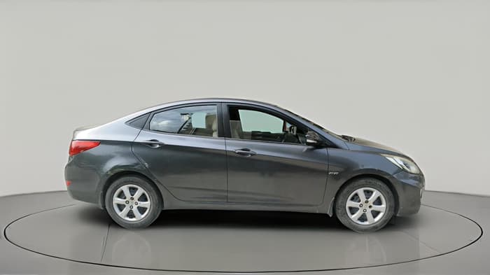 2011 Hyundai Verna FLUIDIC 1.6 VTVT EX, Petrol, Manual, 85,917 km, exterior