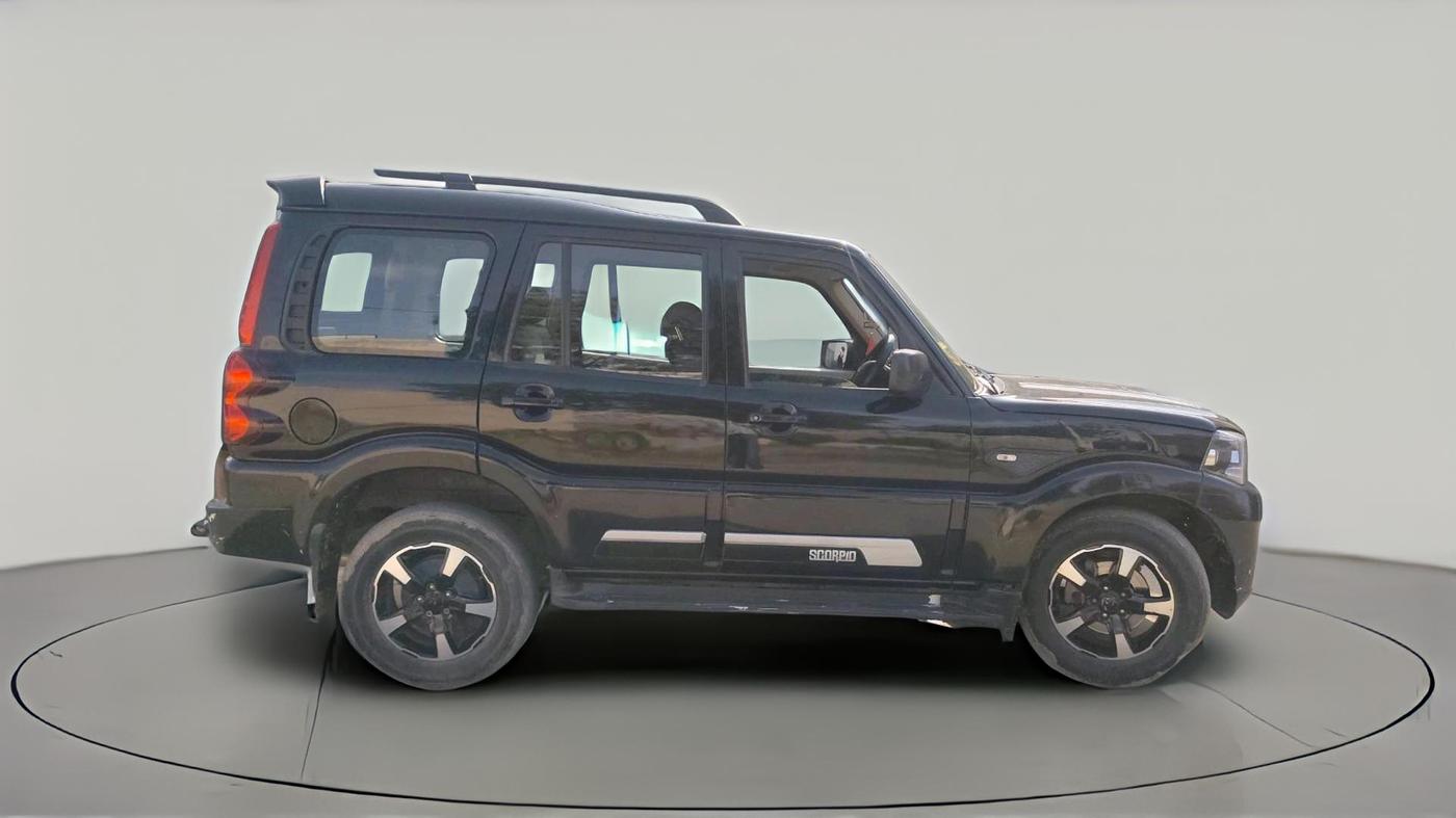 2024 Mahindra SCORPIO CLASSIC S 7STR, Diesel, Manual, 63,318 km, exterior