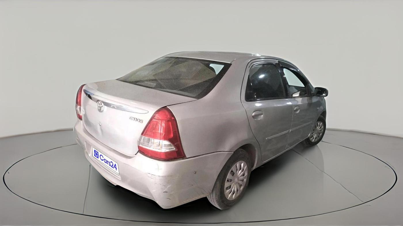 2011 Toyota Etios G, CNG, Manual, 1,77,777 km, exterior