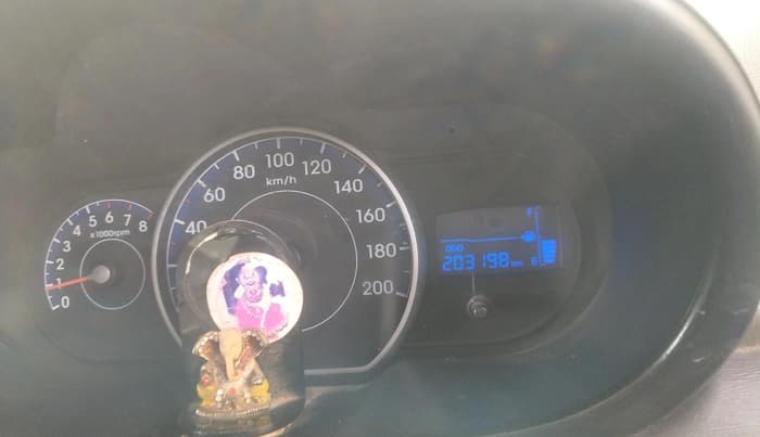 2015 Hyundai i10 SPORTZ 1.1, Petrol, Manual, 2,07,000 km, interior