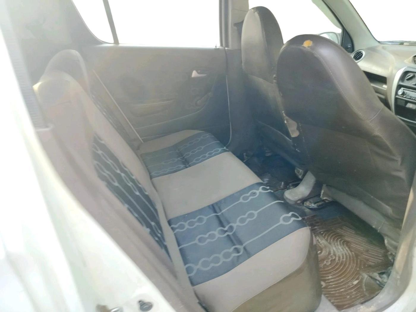 2013 Maruti Alto 800 LXI, Petrol, Manual, 1,08,680 km, interior
