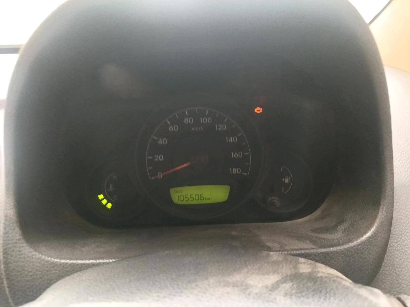 2012 Hyundai Eon ERA +, CNG, Manual, 1,05,506 km, interior