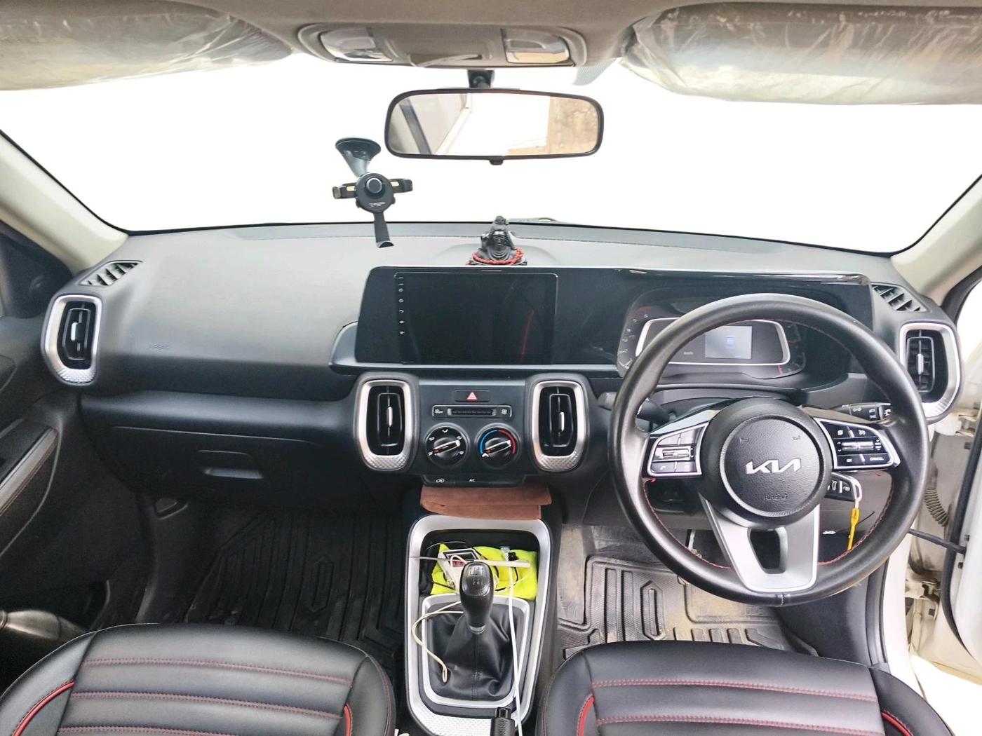 2023 KIA SONET  HTE 1.5 DIESEL IMT , Diesel, Manual, 63,242 km, interior