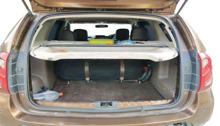 2016 Renault Duster RXL PETROL, CNG, Manual, 90,881 km, exterior