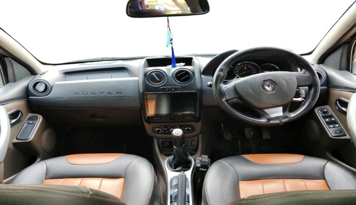 2016 Renault Duster RXL PETROL, CNG, Manual, 90,881 km, interior
