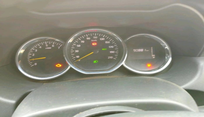 2016 Renault Duster RXL PETROL, CNG, Manual, 90,881 km, interior