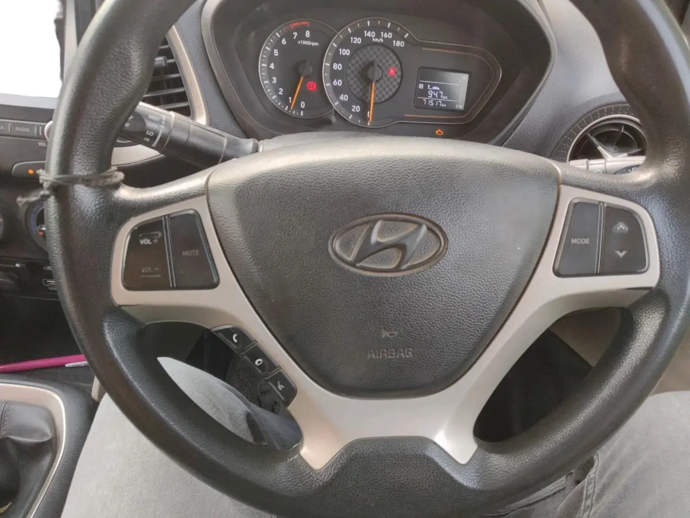2018 Hyundai NEW SANTRO SPORTZ MT, Petrol, Manual, 71,517 km, interior