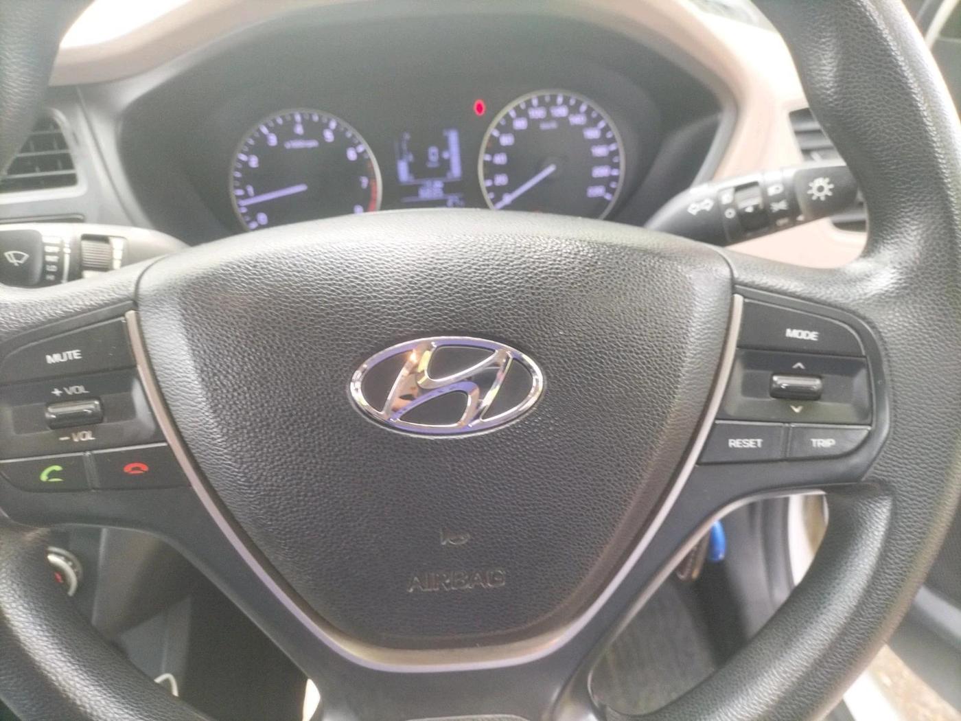 2017 Hyundai Elite i20 ASTA 1.2, Petrol, Manual, 42,512 km, interior